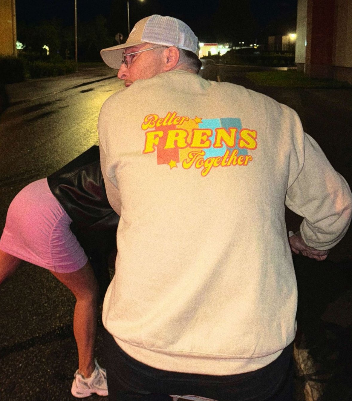 RETRO CREWNECK